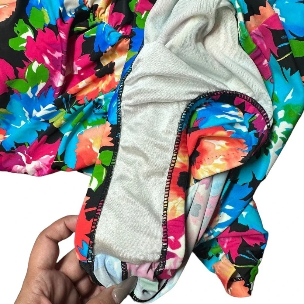 Azul by Maxine of Hollywood One Piece Swimsuit Tropical Hawaiian Flowers Plus 26
